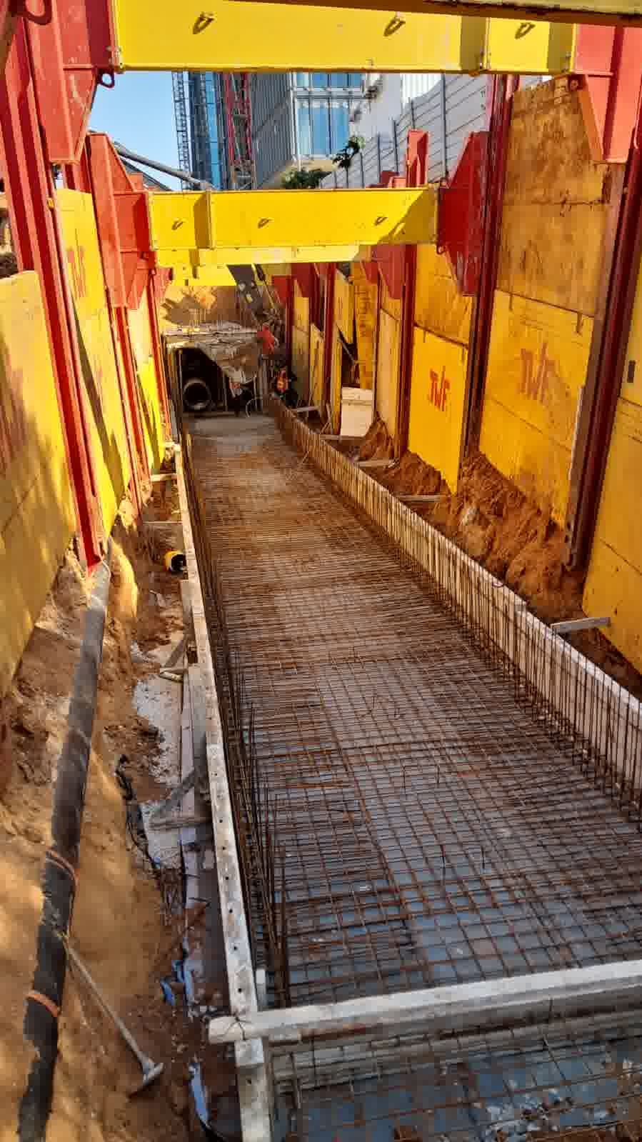 Large-scale excavation